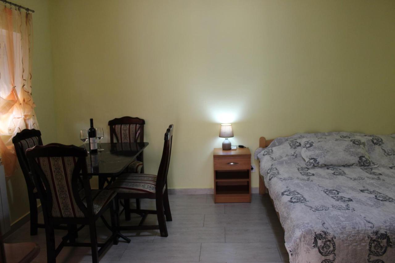 Apartmani Franovic Tivat Ngoại thất bức ảnh