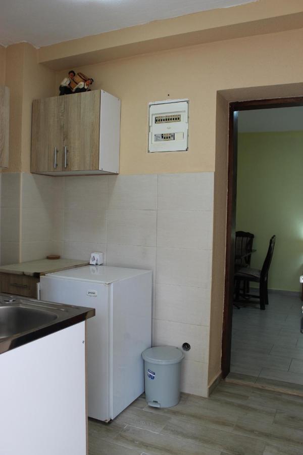 Apartmani Franovic Tivat Ngoại thất bức ảnh
