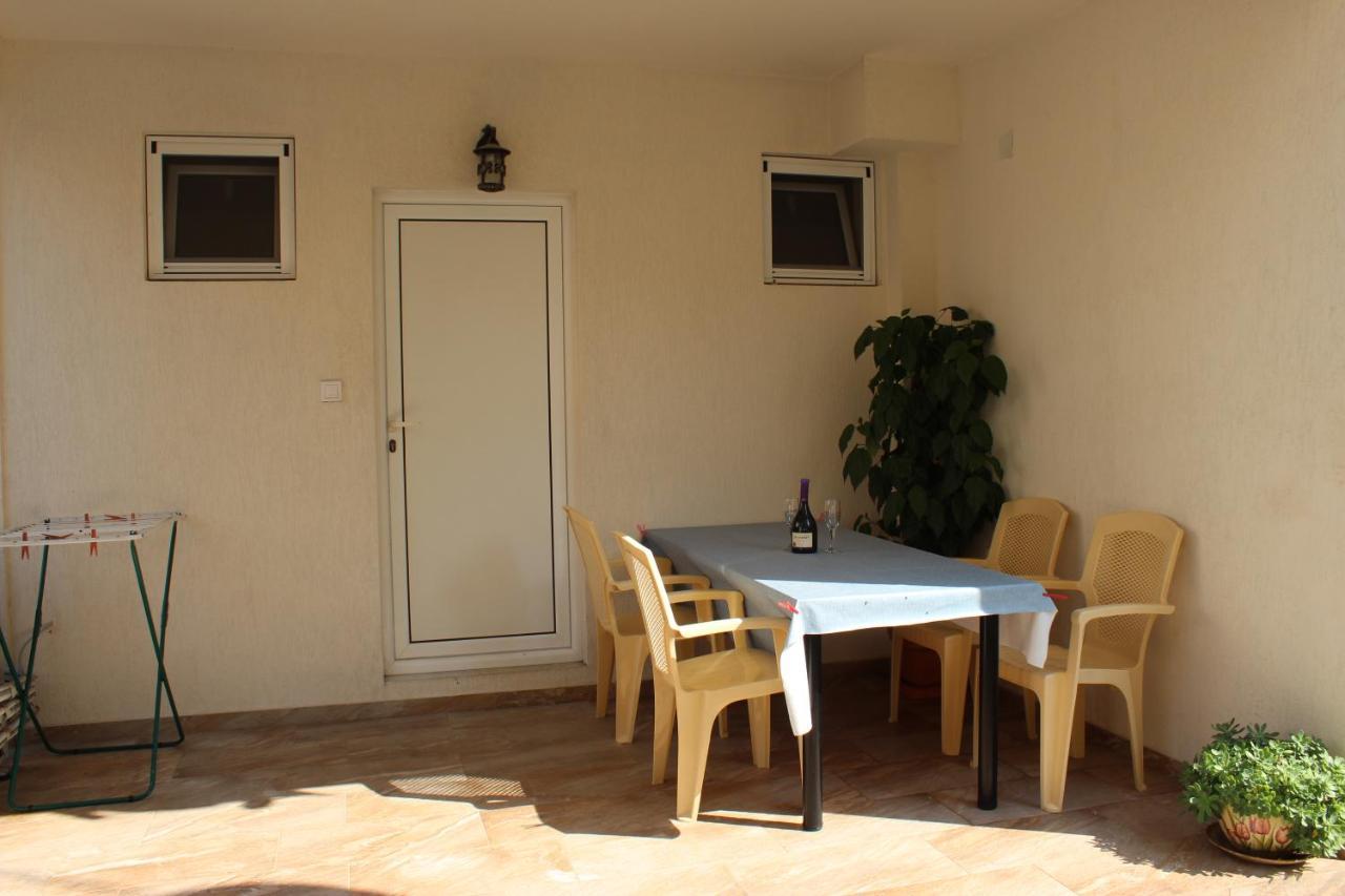 Apartmani Franovic Tivat Ngoại thất bức ảnh